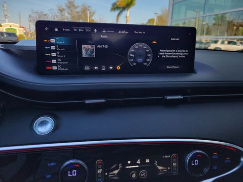 Used 2024 Genesis GV70 2.5T w/ Sport Prestige Package image 22