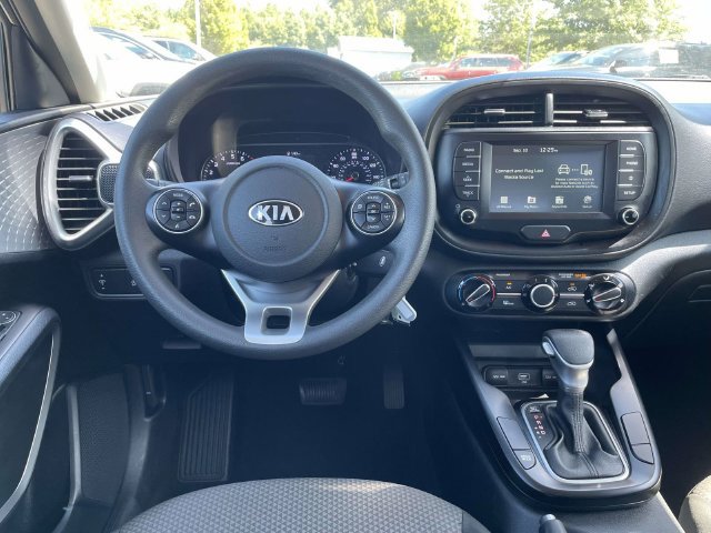 Used 2021 Kia Soul LX FWD image 11