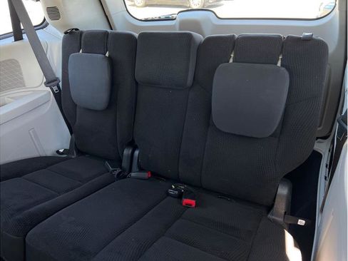 Used 2017 Dodge Grand Caravan SE w/ Power Window Group FWD image 10