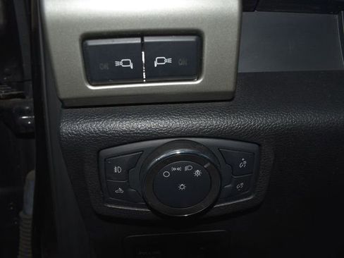 Used 2019 Ford F150 Lariat w/ Equipment Group 502A Luxury image 14