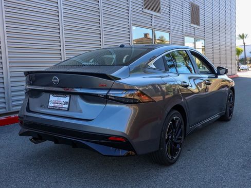 New 2026 Nissan Sentra SR image 4