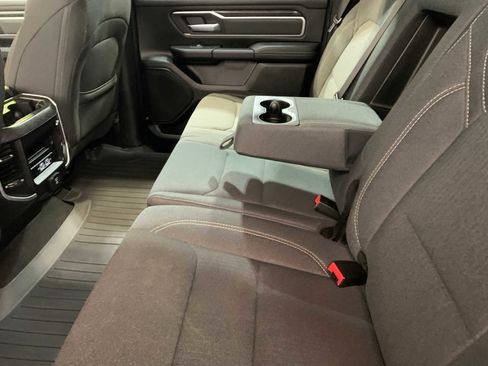 Used 2021 RAM 1500 Big Horn image 5