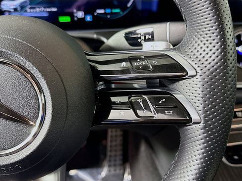 Used 2023 Mercedes-Benz E 450 Cabriolet image 13