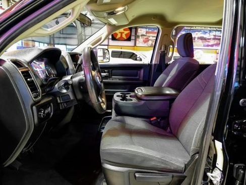 Used 2019 RAM 3500 Tradesman image 6