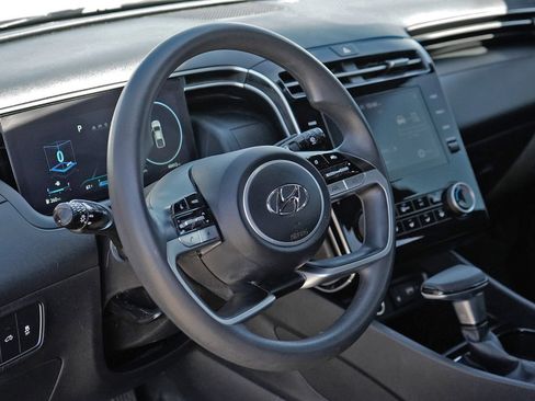 Used 2023 Hyundai Santa Cruz SEL w/ Activity Package AWD/4WD image 13