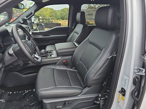 New 2025 Ford F150 Lariat w/ Equipment Group 501A Mid image 52