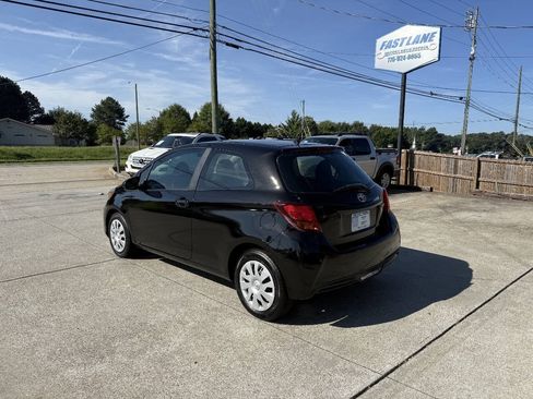 Used 2015 Toyota Yaris L FWD image 5
