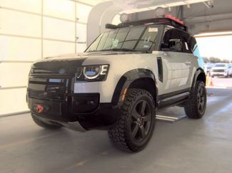Used 2022 Land Rover Defender 90 X AWD/4WD video 1