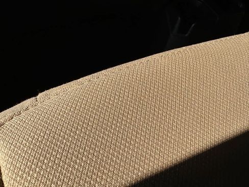 Used 2019 Jeep Wrangler Unlimited Sahara image 13