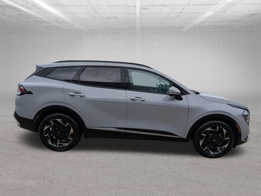 Used 2023 Kia Sportage SX FWD image 4