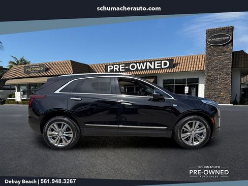 Used 2023 Cadillac XT5 Premium Luxury w/ Technology Package FWD image 8