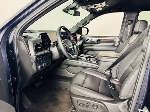 Used 2025 Chevrolet Tahoe Z71 AWD/4WD image 5