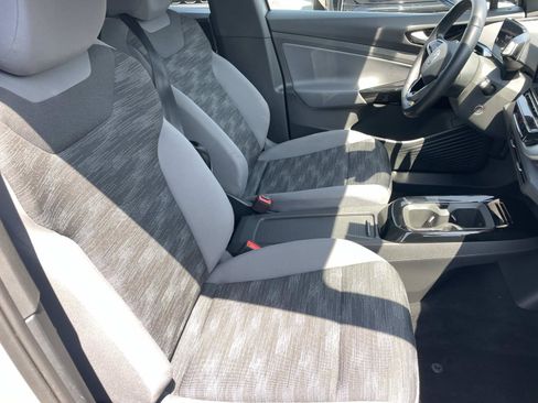 Certified 2022 Volkswagen ID.4 Pro RWD image 28