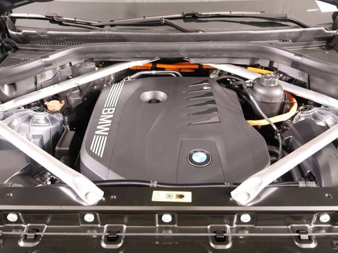 New 2026 BMW X5 xDrive50e AWD/4WD image 21