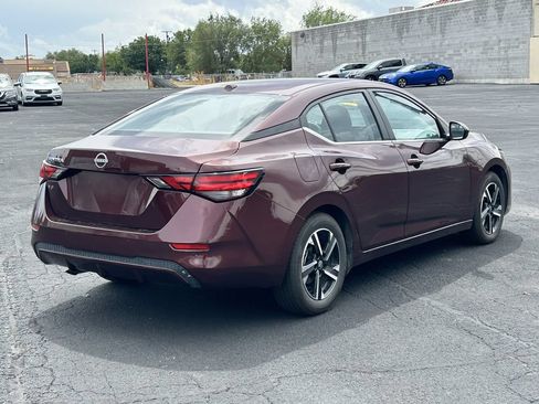 Used 2025 Nissan Sentra SV FWD image 3