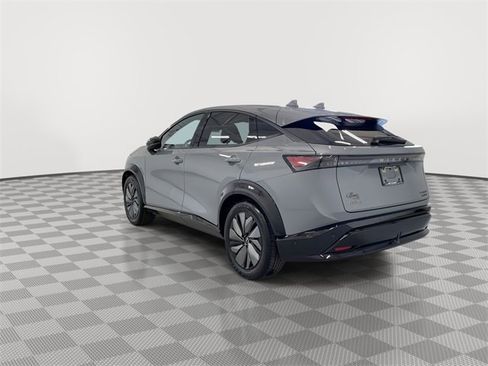 Certified 2025 Nissan Ariya Platinum image 8