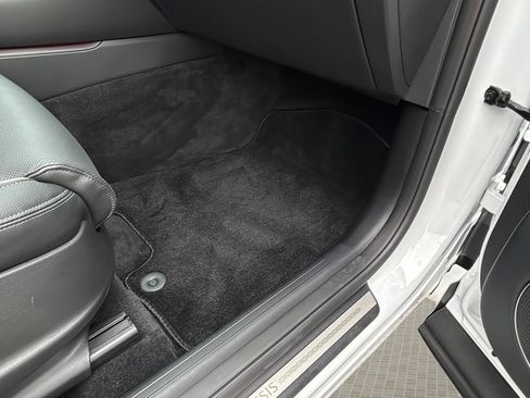 Certified 2026 Genesis GV70 2.5T Advanced image 39