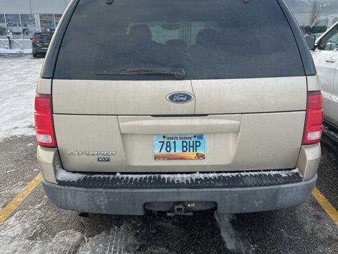 Used 2003 Ford Explorer XLT image 6