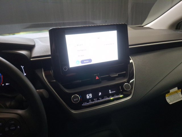 New 2027 Toyota Corolla LE FWD image 18