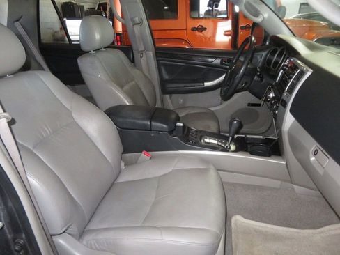 Used 2008 Toyota 4Runner Limited image 33