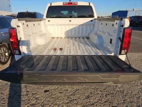 Used 2023 Chevrolet Colorado W/T image 6