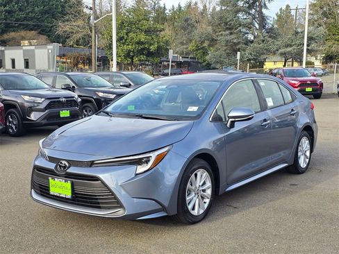 New 2026 Toyota Corolla XLE image 3