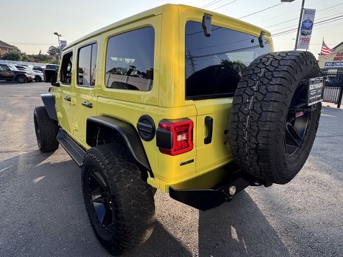 Certified 2022 Jeep Wrangler Unlimited Sahara w/ LED Lighting Group image 6