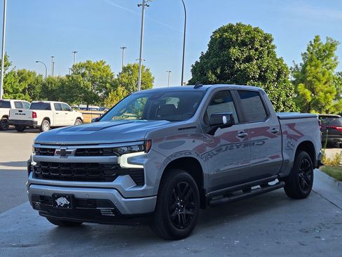 Used 2024 Chevrolet Silverado 1500 RST w/ Rally Edition AWD/4WD image 3
