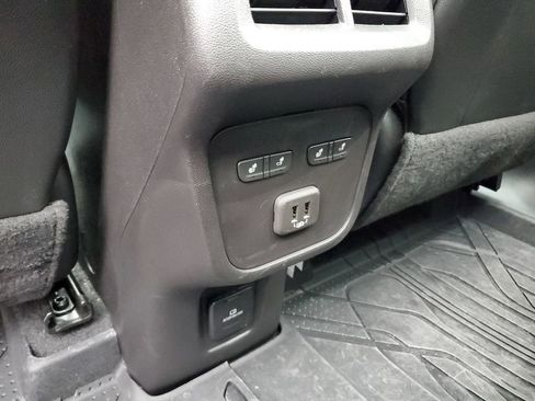 Certified 2024 Chevrolet Equinox Premier image 11