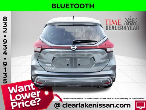 Used 2021 Nissan Kicks S image 6