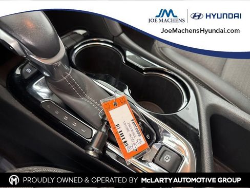 Used 2023 Buick Encore GX Select image 31