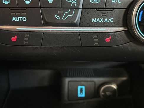 Used 2020 Ford Escape SE AWD/4WD image 28