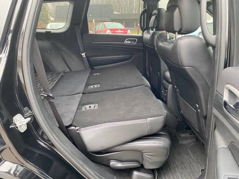 Used 2020 Jeep Grand Cherokee Laredo w/ Quick Order Package 2BN North image 48