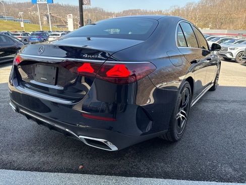 New 2026 Mercedes-Benz E 350 4MATIC Sedan image 5