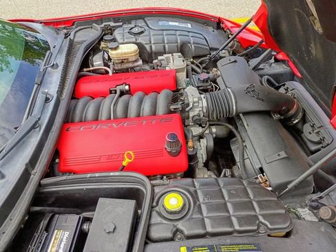 Used 2001 Chevrolet Corvette Z06 w/ Memory Pkg RWD image 53