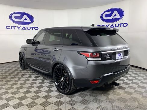 Used 2016 Land Rover Range Rover Sport SE image 5
