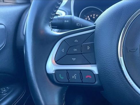 Used 2018 Jeep Compass Latitude w/ Popular Equipment Group AWD/4WD image 20
