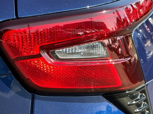 Used 2024 Chevrolet Trax LT image 46