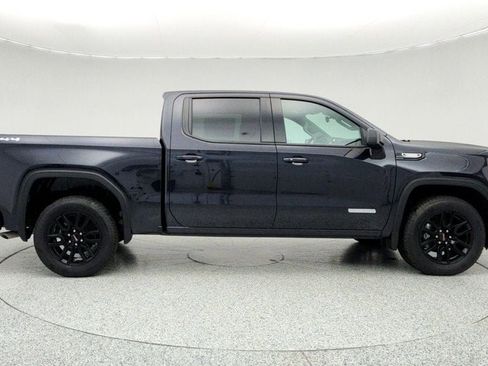 Used 2025 GMC Sierra 1500 Elevation image 4