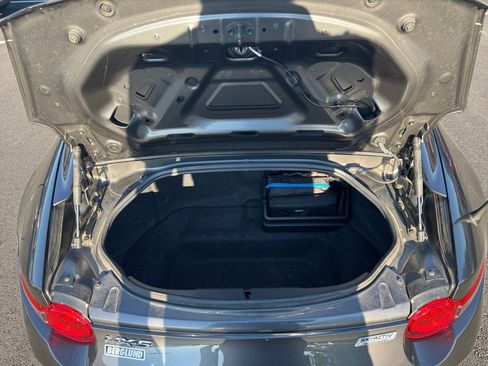 Used 2019 MAZDA MX-5 Miata RF Grand Touring image 15