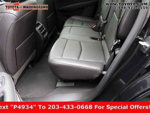 Used 2023 Cadillac XT5 Premium Luxury image 15