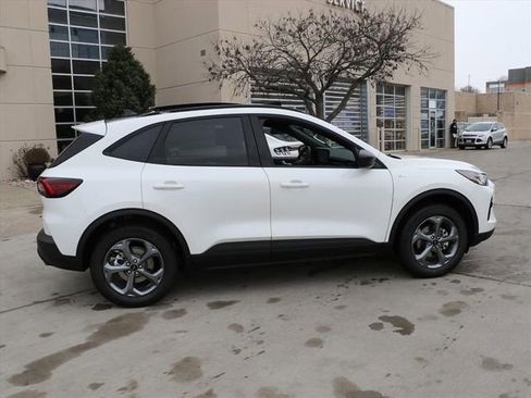 New 2026 Ford Escape ST-Line w/ Tech Pack #1 AWD/4WD image 6