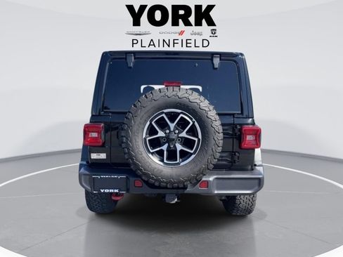 Used 2025 Jeep Wrangler Unlimited Rubicon AWD/4WD image 4
