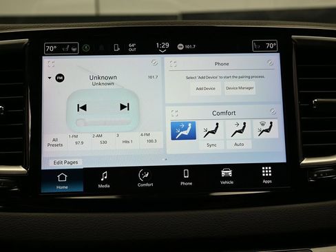 Used 2024 Chrysler Pacifica Touring-L FWD image 28