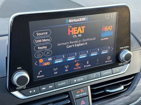 Used 2023 Nissan Altima 2.5 SV image 18