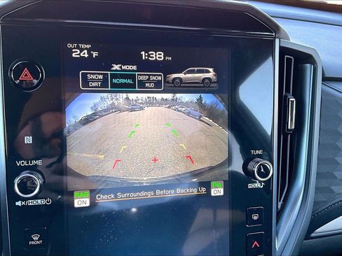 Used 2025 Subaru Forester Limited image 26