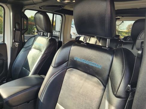 Used 2021 Jeep Wrangler Unlimited Rubicon 4xe w/ Cold Weather Group image 13