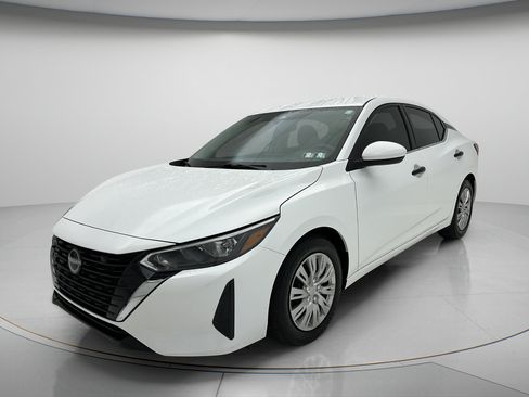 Used 2024 Nissan Sentra S FWD image 3
