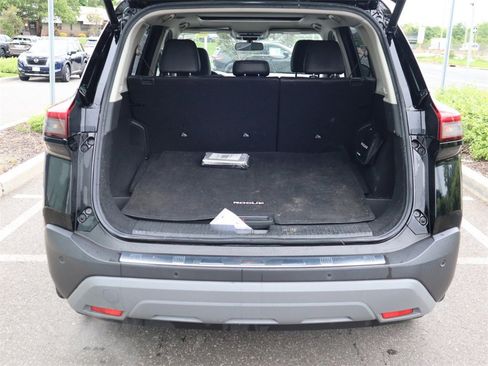 Certified 2022 Nissan Rogue SV w/ SV Premium Package image 28