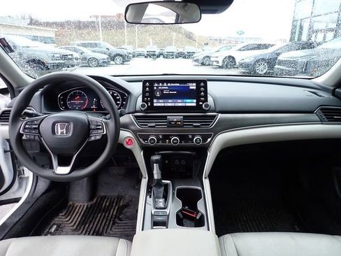 Used 2021 Honda Accord LX image 11